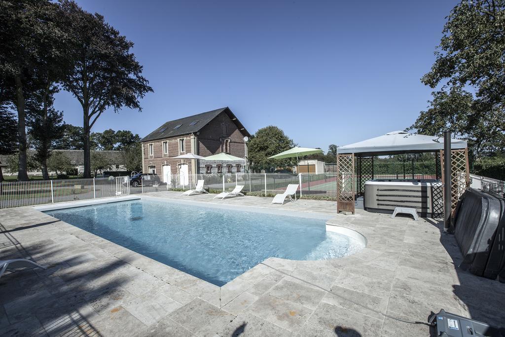 Chateau Des Saveurs Saint-Sauveur-dʼÉmalleville Kültér fotó