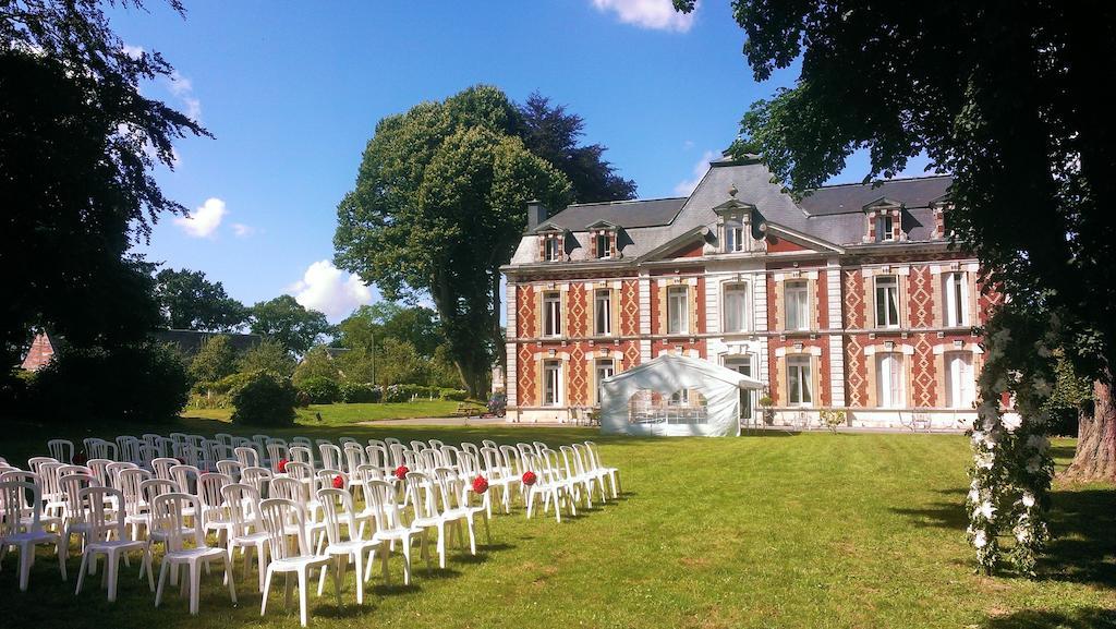 Chateau Des Saveurs Saint-Sauveur-dʼÉmalleville Kültér fotó