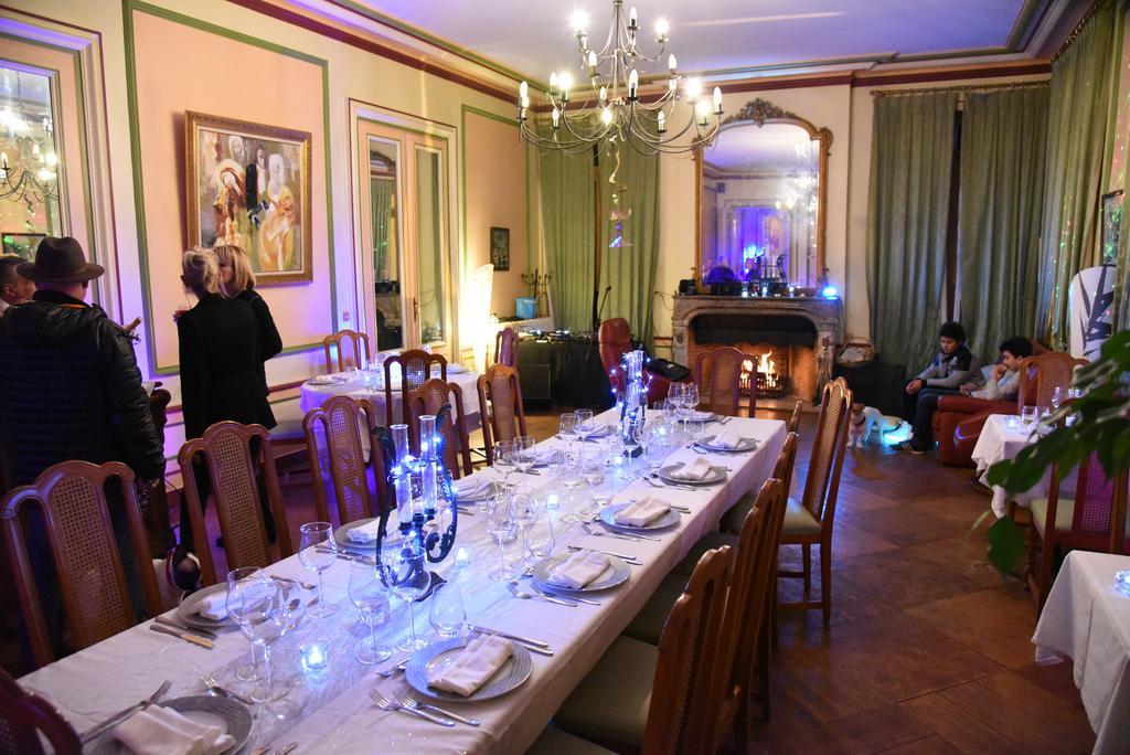Chateau Des Saveurs Saint-Sauveur-dʼÉmalleville Kültér fotó